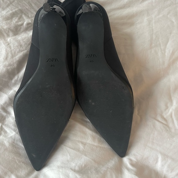 Pointed toe ankle boot - Picture 6 of 6